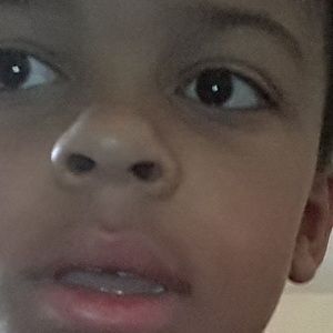 Meet your Posher, Dominick